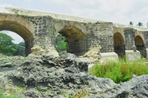 B 19 Leyenda del puente de los esclavos