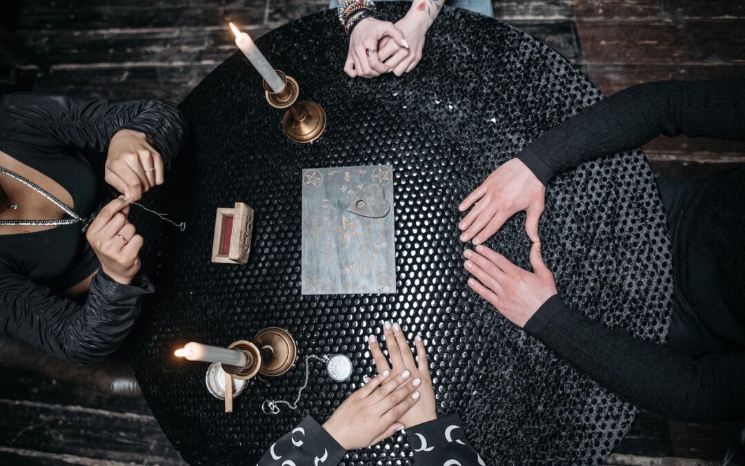 Entre el diablo y el ouija